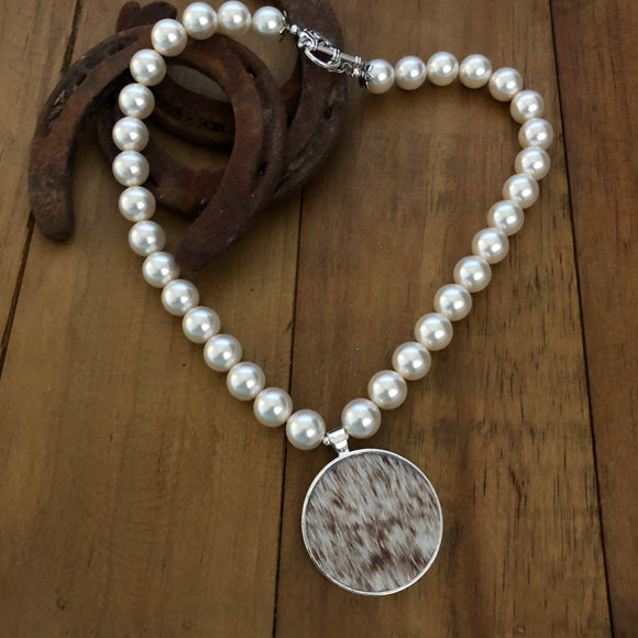 Swarovski Pearl And Hide Necklace